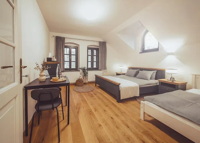 Výletní Restaurace Rudolfov 3* Jindřichův Hradec